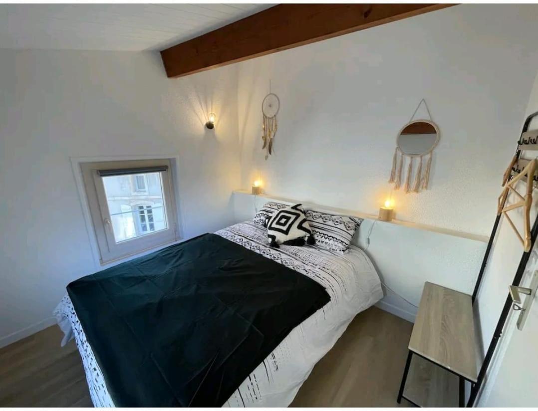 Le Loft Berbere - Ideal Couples, Familles, Business - Centre Historique, Wifi , Netflix Niort Exterior foto