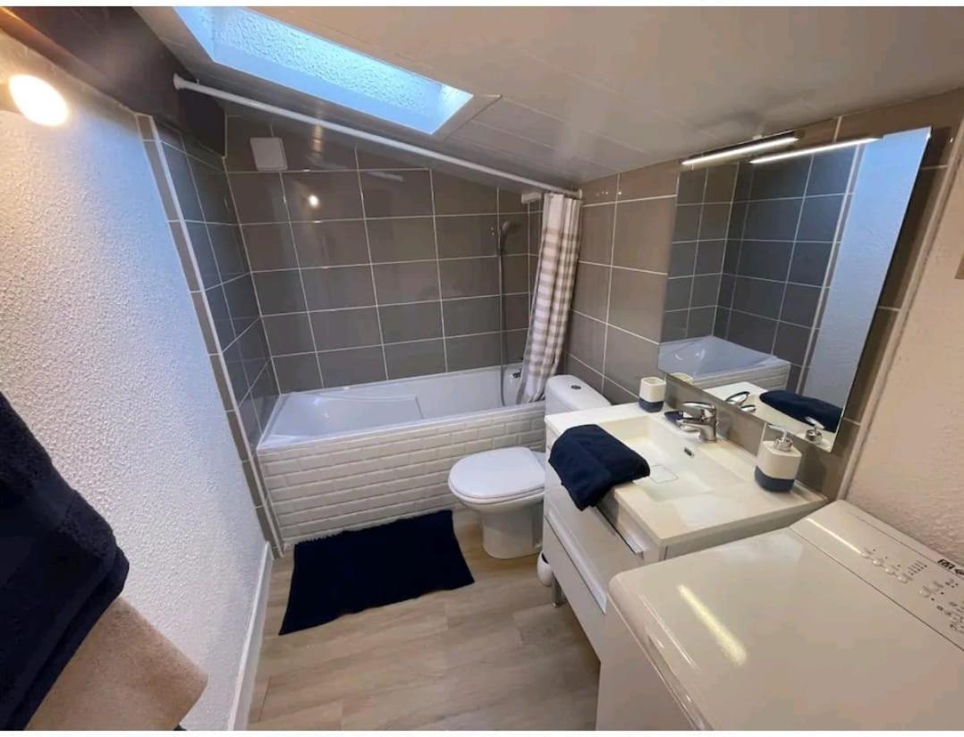 Le Loft Berbere - Ideal Couples, Familles, Business - Centre Historique, Wifi , Netflix Niort Exterior foto